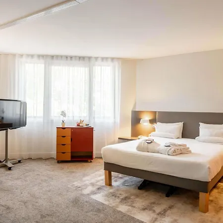 Novotel Suites Cannes Centre-2